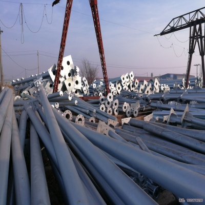 交通標(biāo)志桿貨場一覽